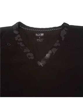 Koi Small Black Gray Patterned Scrub Top